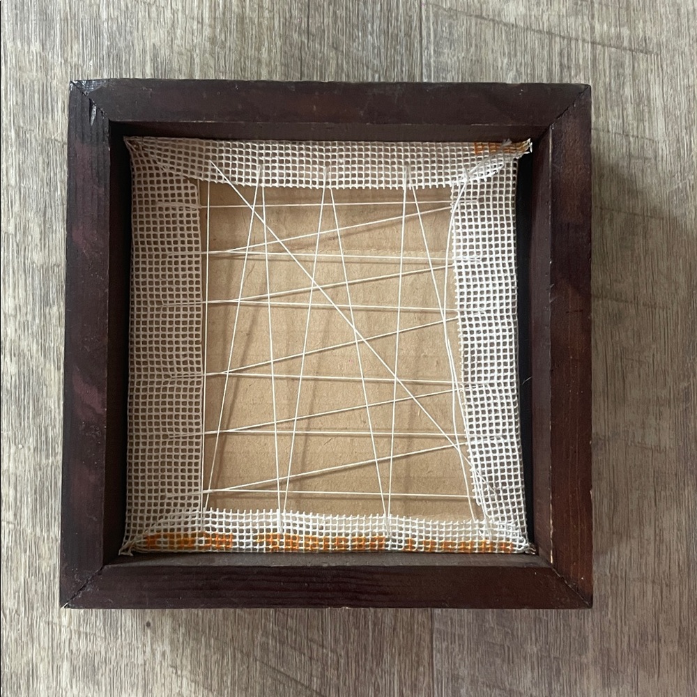 •| vintage framed crewel embroidery - Picture 4 of 5